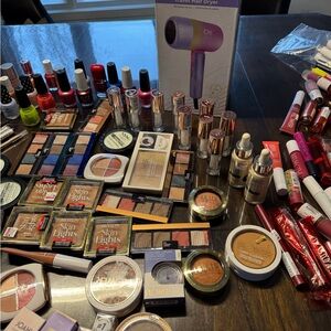 Wholesale mix lot from chi hair dryer to L’Oréal, Tarte cosmetics